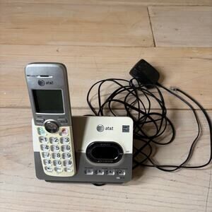 AT&T EL52203 EUC Double Cordless Phone System
